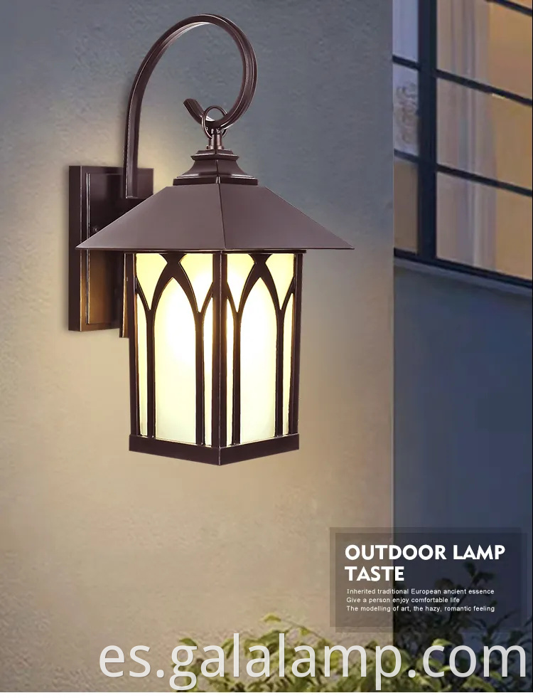 Elegantes luces de pared al aire libre impermeables para jardines modernos